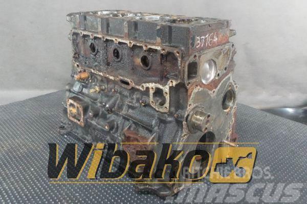 Isuzu Block Engine / Motor Isuzu 4BD1 PTA-24 95D05 Autres accessoires