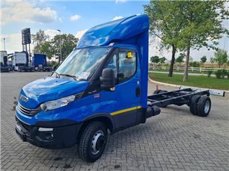 Iveco 70C18 D brief chassis 5.2m