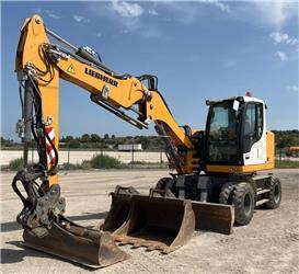 Liebherr A912 compact Mobile digger