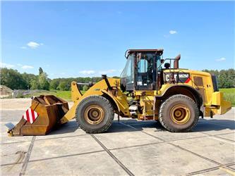 CAT 962M Good Condition / Low Hours