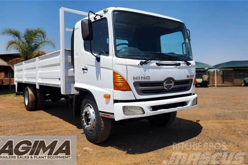 Hino 500 Series 1324 Mass Sides Autre camion