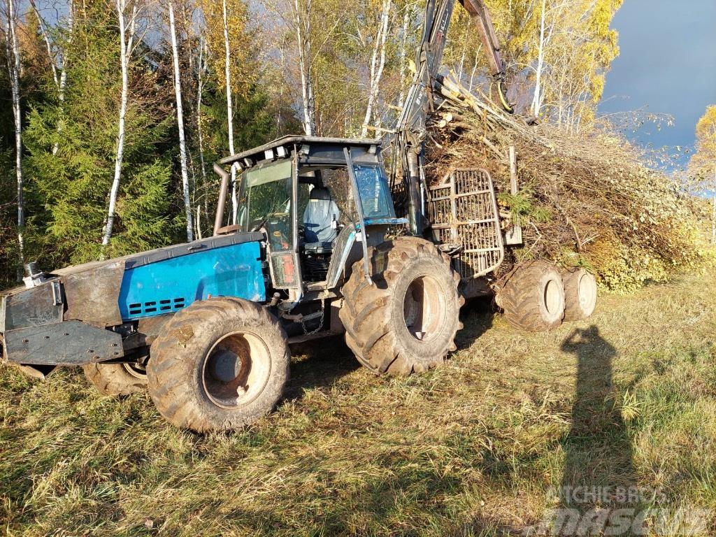 Valtra 8400 Tracteurs forestiers