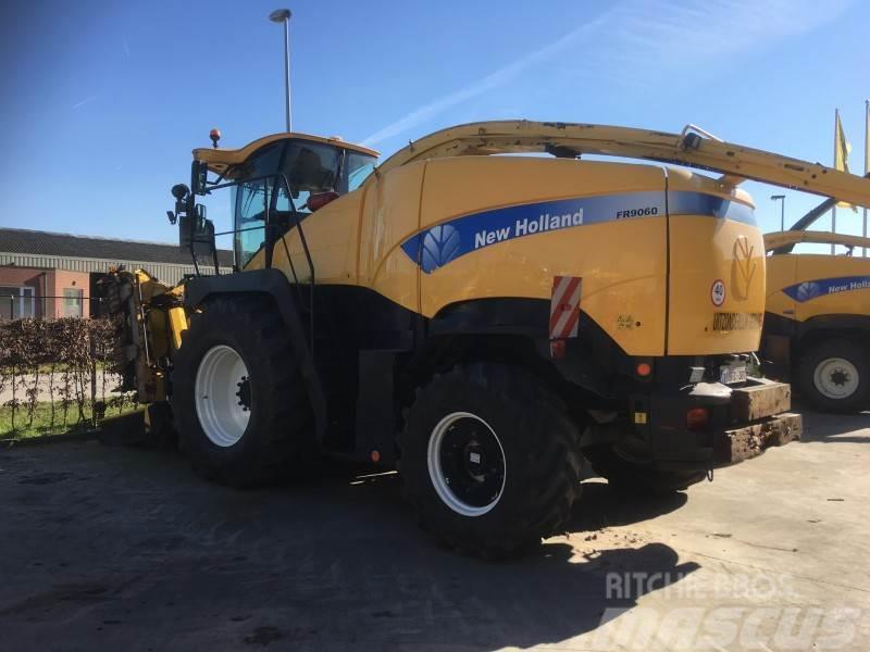 New Holland FR9060 Ensileuse automotrice