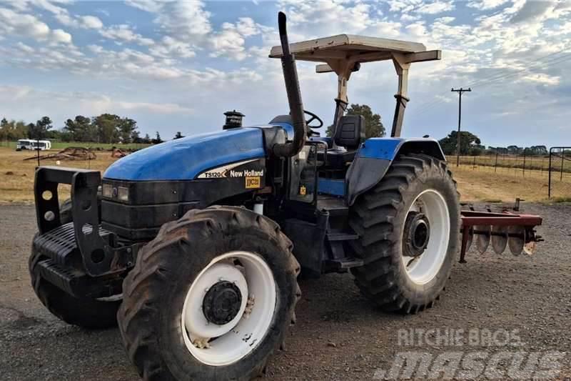 New Holland TS120 4WD - 88kW Tracteur