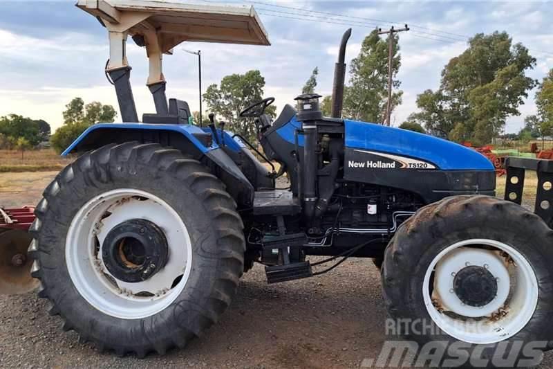 New Holland TS120 4WD - 88kW Tracteur