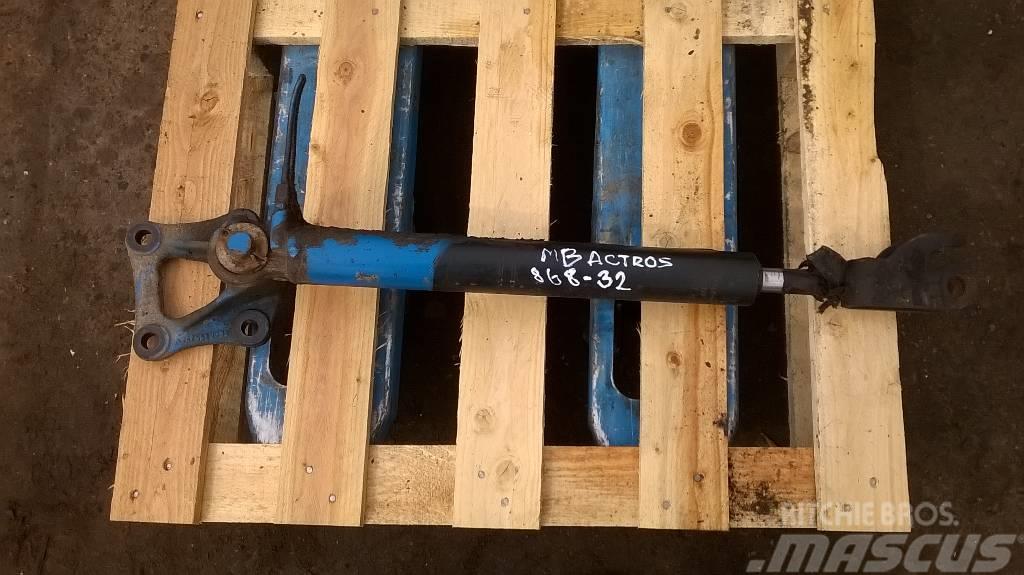 Mercedes-Benz ACTROS 1840 cab lift cylinder Cabines