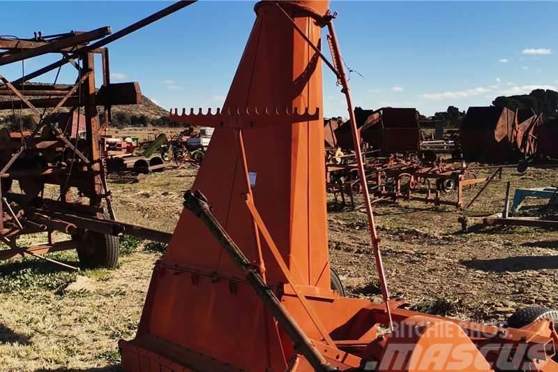 Taarup Silage Harvester (Good Working Condition) Autre camion