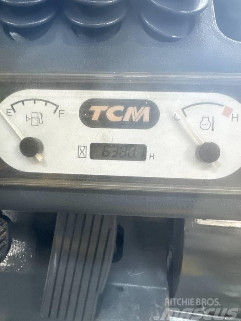 TCM FCG30-4HL Autres Chariots élévateurs