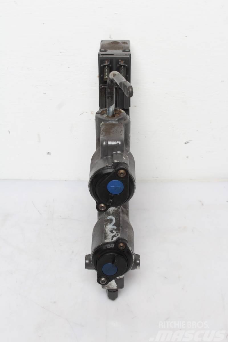 Valtra S374 Remote control valve Hydraulique