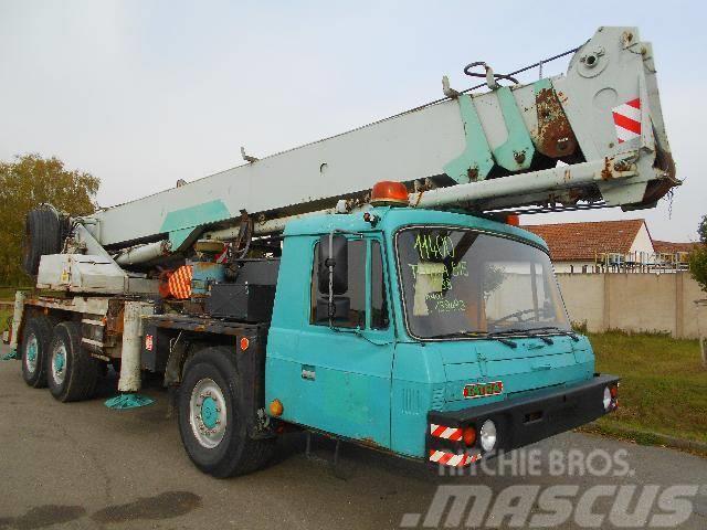 Tatra T815 PJ28 170 6x6 Grues mobiles