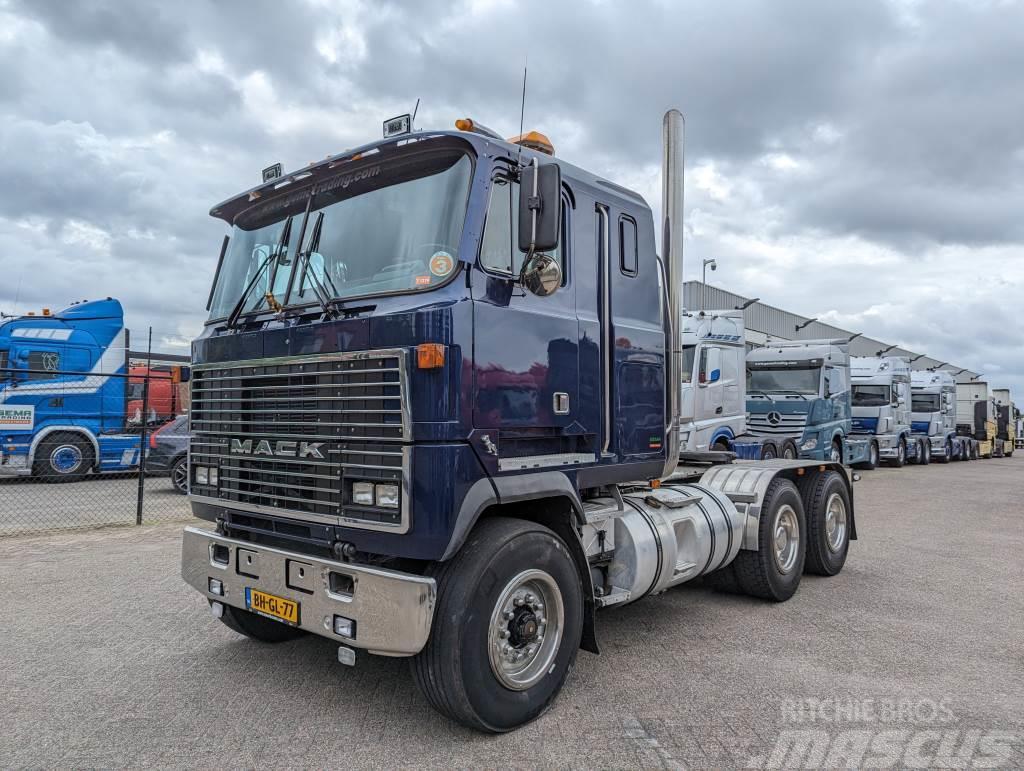 Mack MH613 6x4 Ultra Liner Euro1 - V8 - Manual - PTO - Tracteur routier