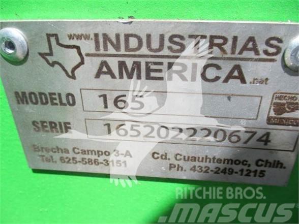 Industrias America 165 Autres équipements pour tracteur