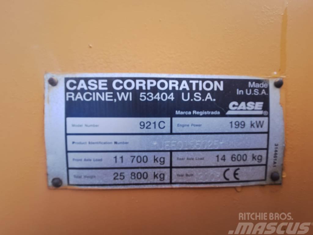 CASE 921C Chargeuse sur pneus