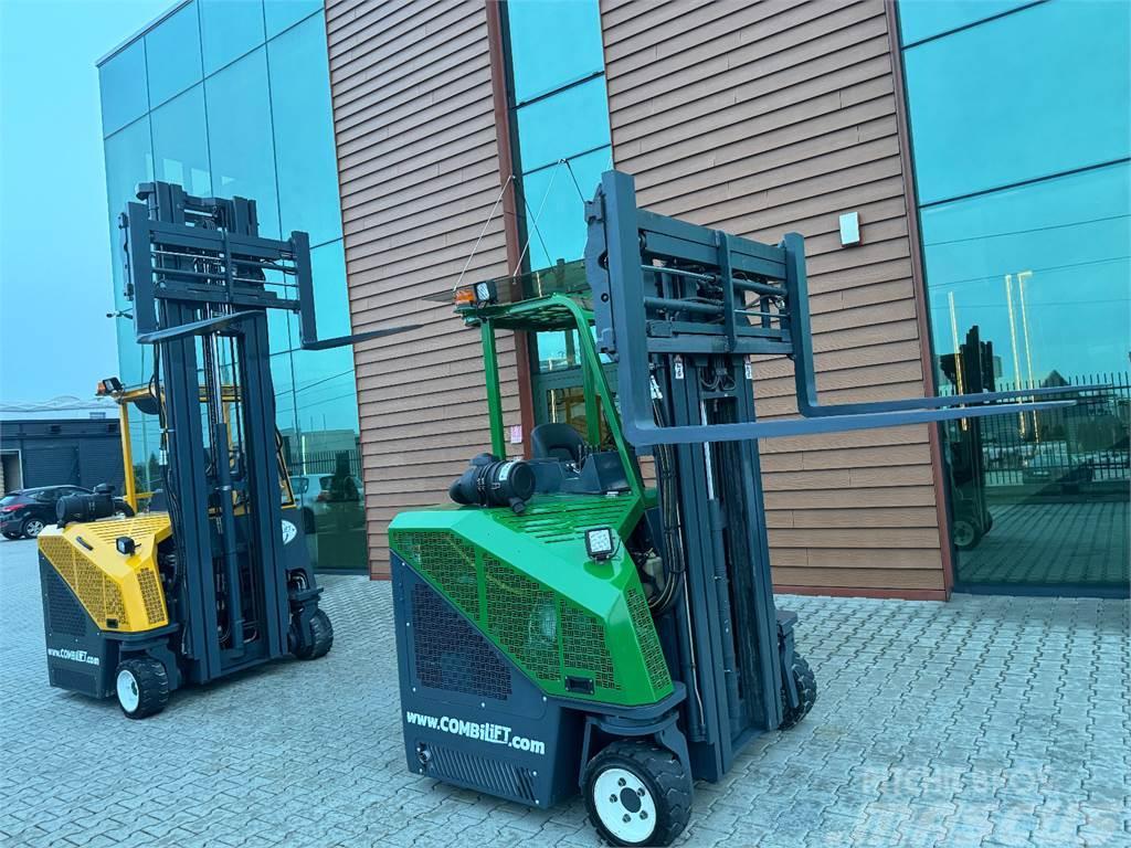 Combilift CB3000,2010 year,Like new Chariot multidirectionnel