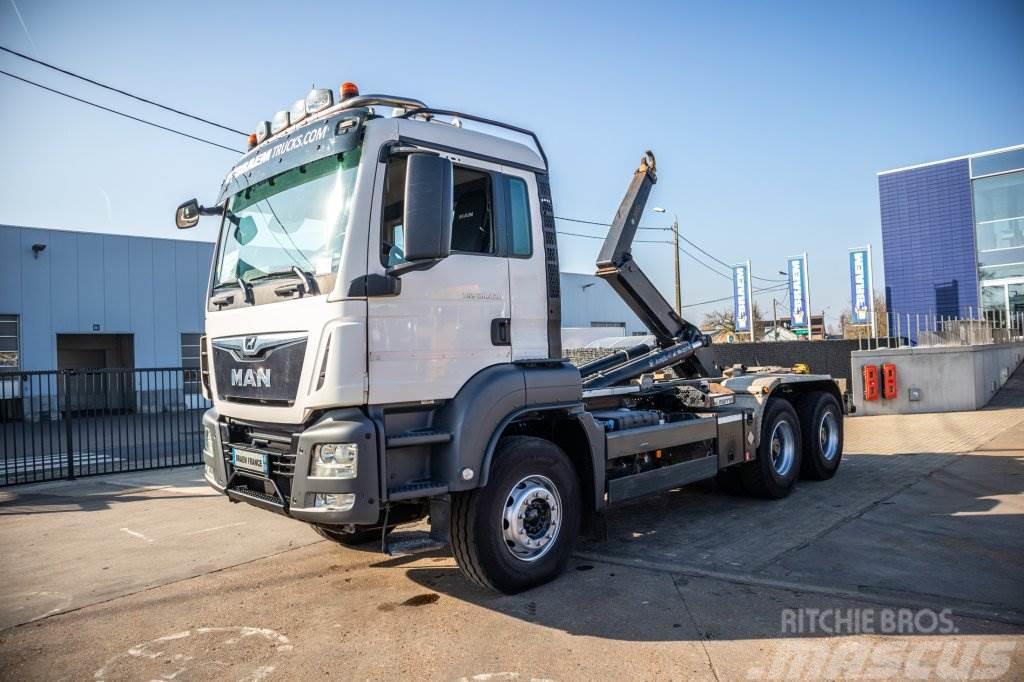 MAN TGS 26.420 BB+MARREL20T Camion porte container