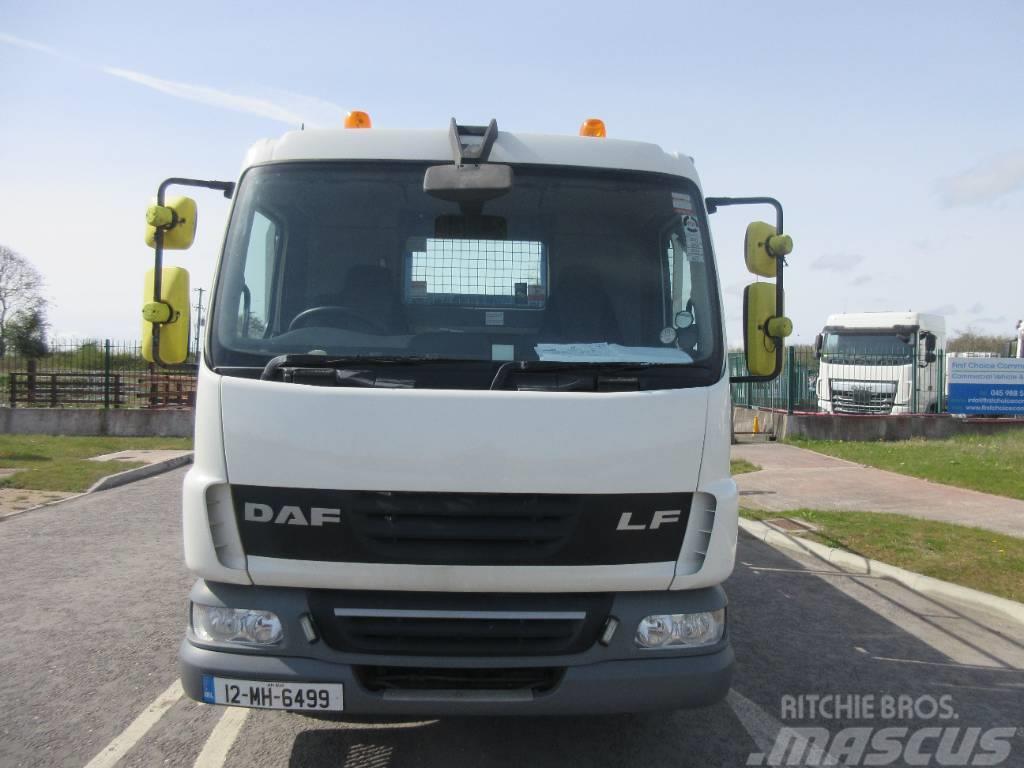 DAF 45.210 ATI Camion treuil