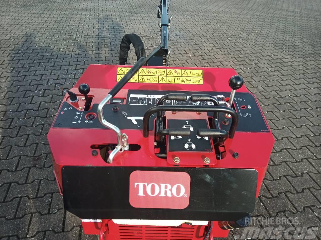 Toro TRX300 Trancheuse