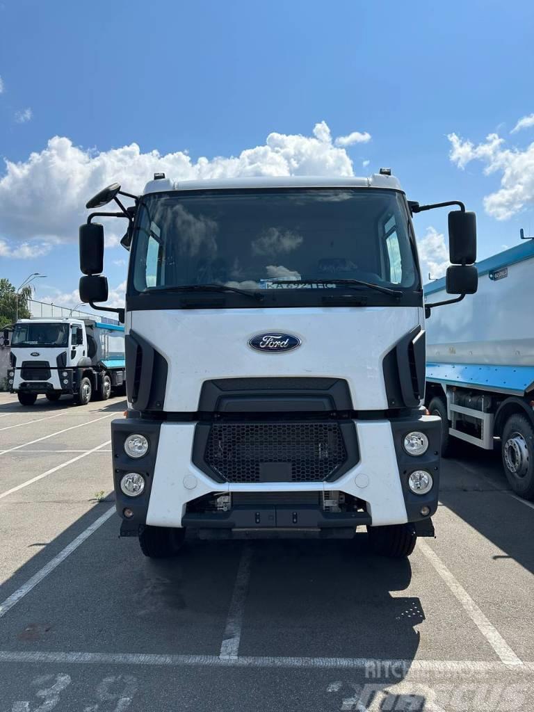 Ford 4142D Camion benne