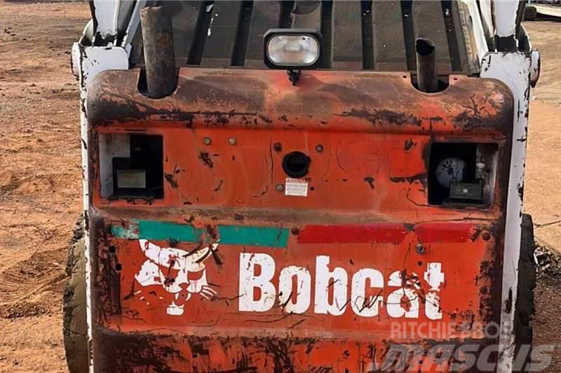 Bobcat S205 Skid Steer Loader Autre camion