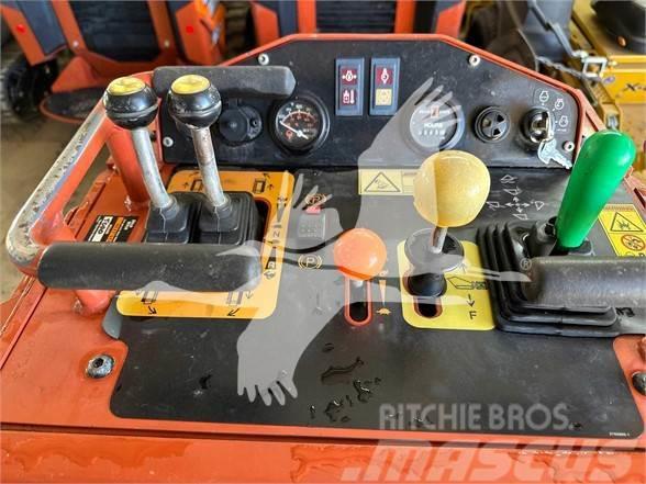 Ditch Witch SK752 Chargeuse compacte