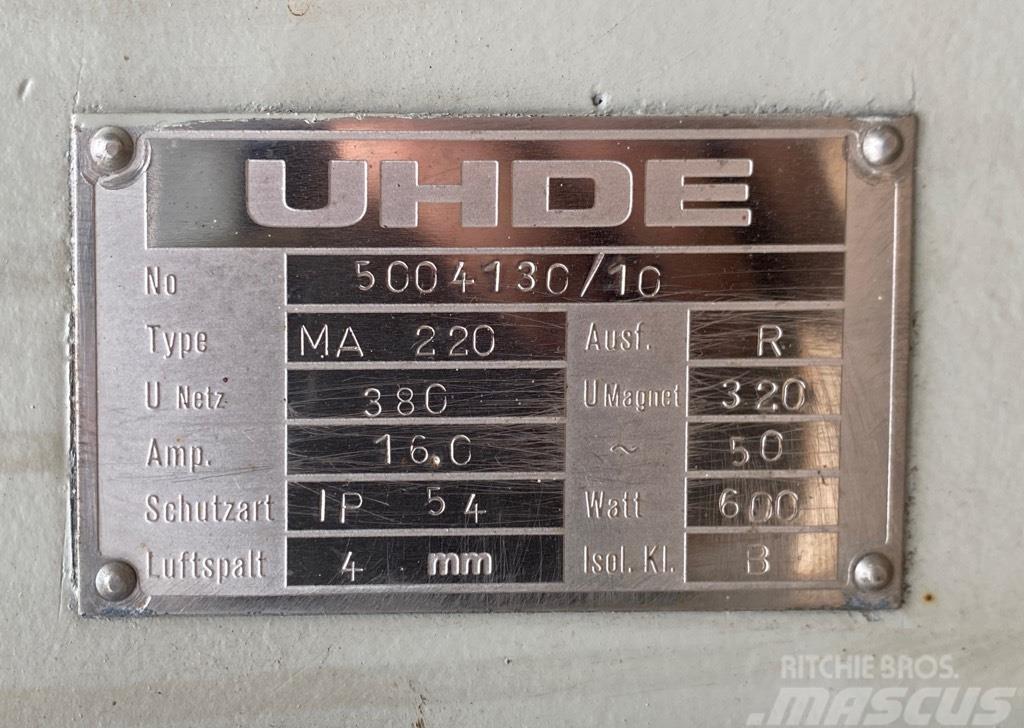  UHDE 1300 x 650 (600) Convoyeur d´aliments