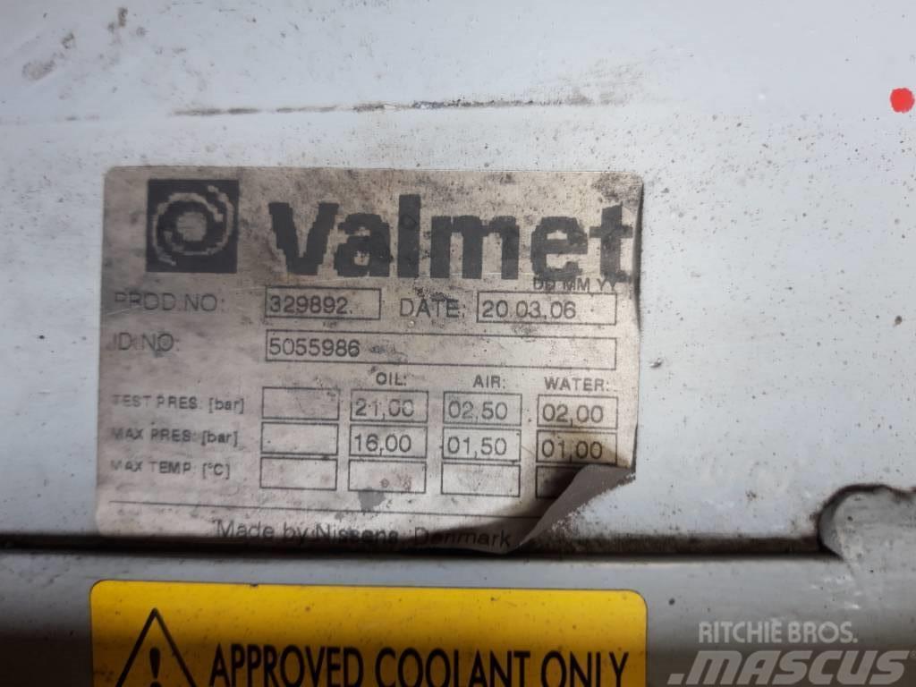 Valmet 901.3 water radiator Moteur