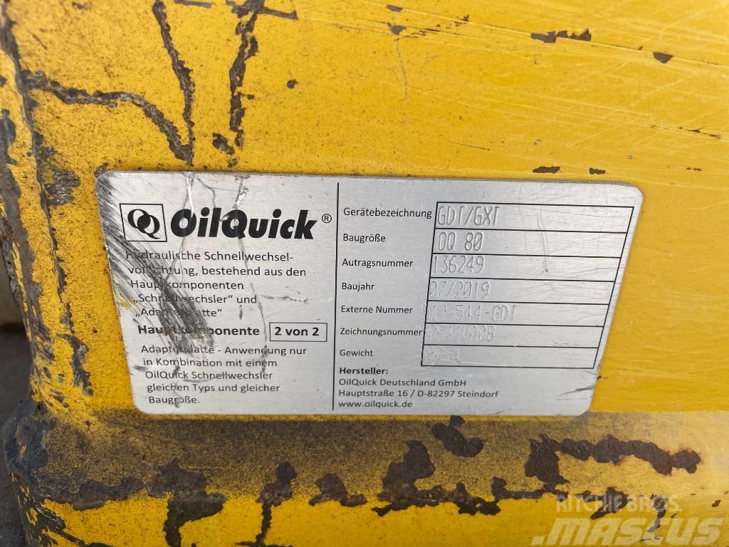 OilQuick 80 Attache rapide pour godet