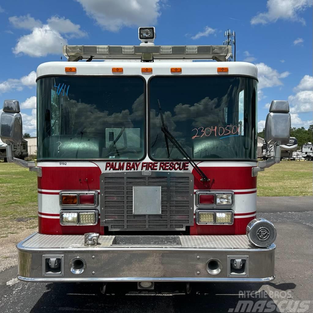  2007 HME FERRARA FIRE TRUCK PREDATOR Camion de pompier