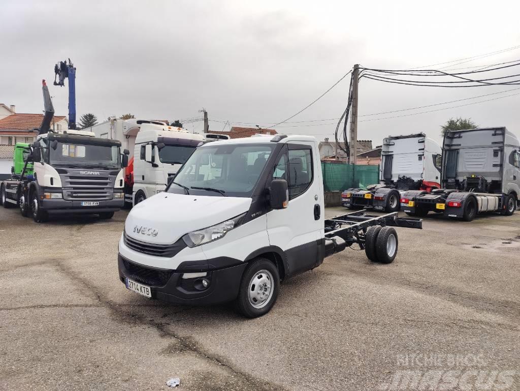 Iveco DAILY 35C15 Châssis cabine