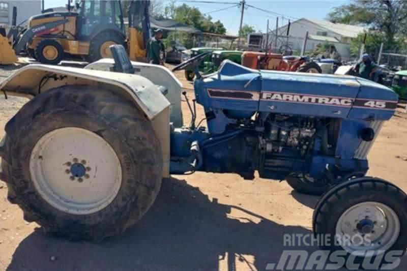  Farm FARMTRAC 45 Tracteur