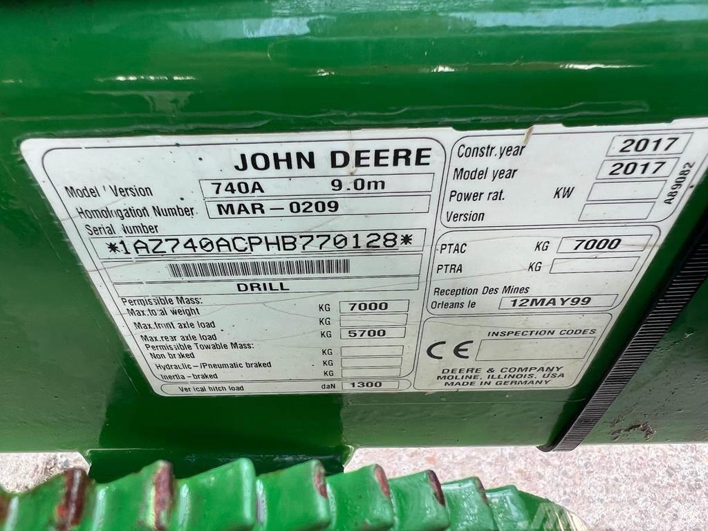 John Deere 9M Semanatoare cu Discuri Scarificateur