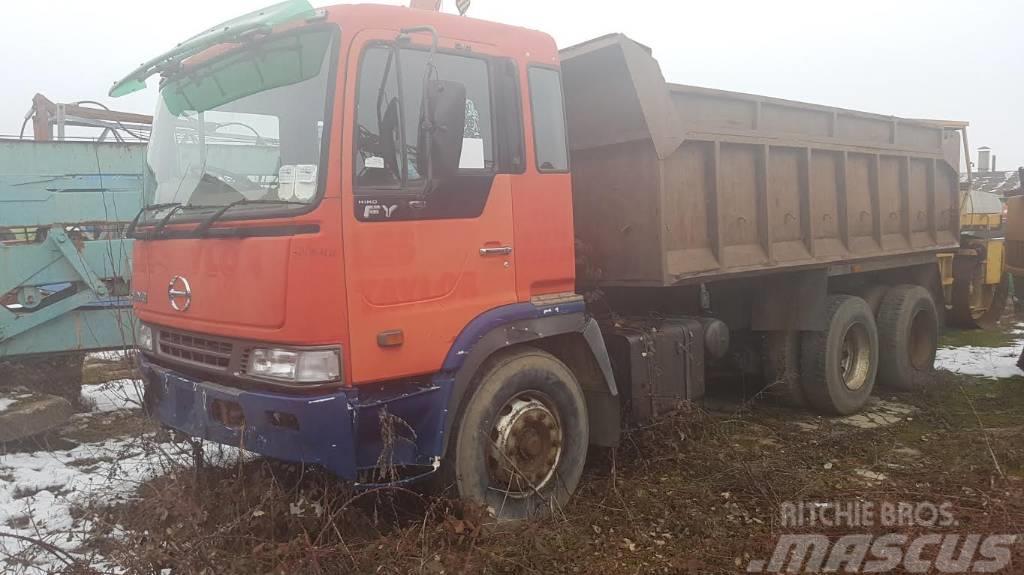 Hino FY Camion benne