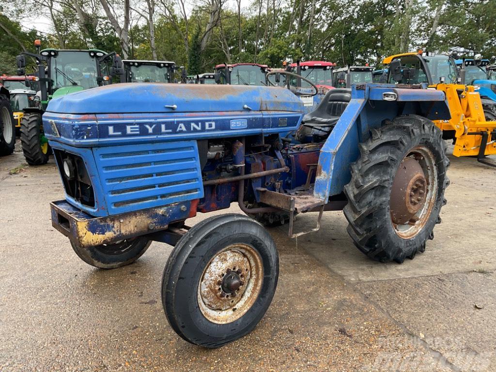 Leyland 253 Tracteur
