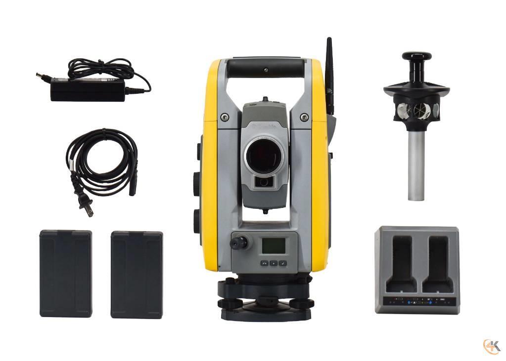 Trimble S6 5" DR+ Robotic Total Station Kit w/ Accessories Autres accessoires