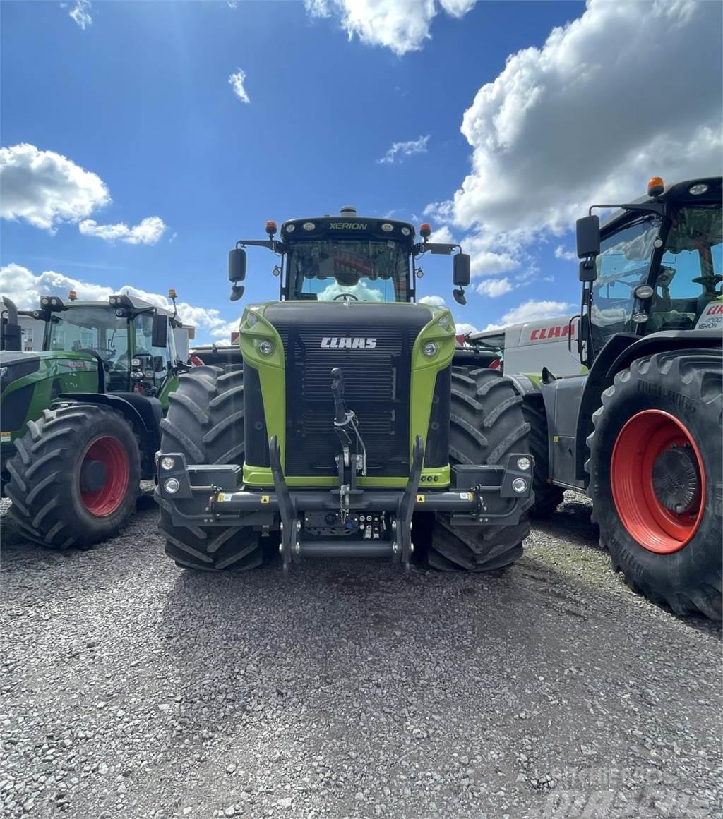 CLAAS XERION 5000 VC Tracteur