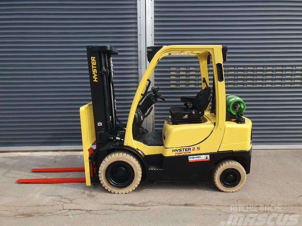 Hyster H2,5FT Chariots GPL
