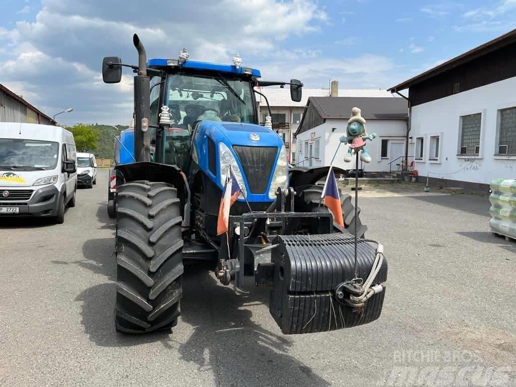 New Holland T 7050 Tracteur