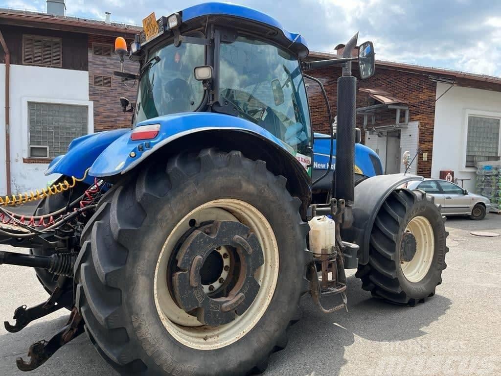 New Holland T 7050 Tracteur