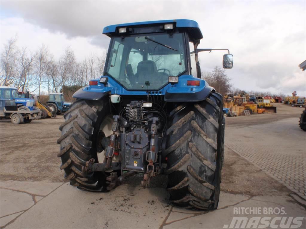 New Holland 8870 Tracteur