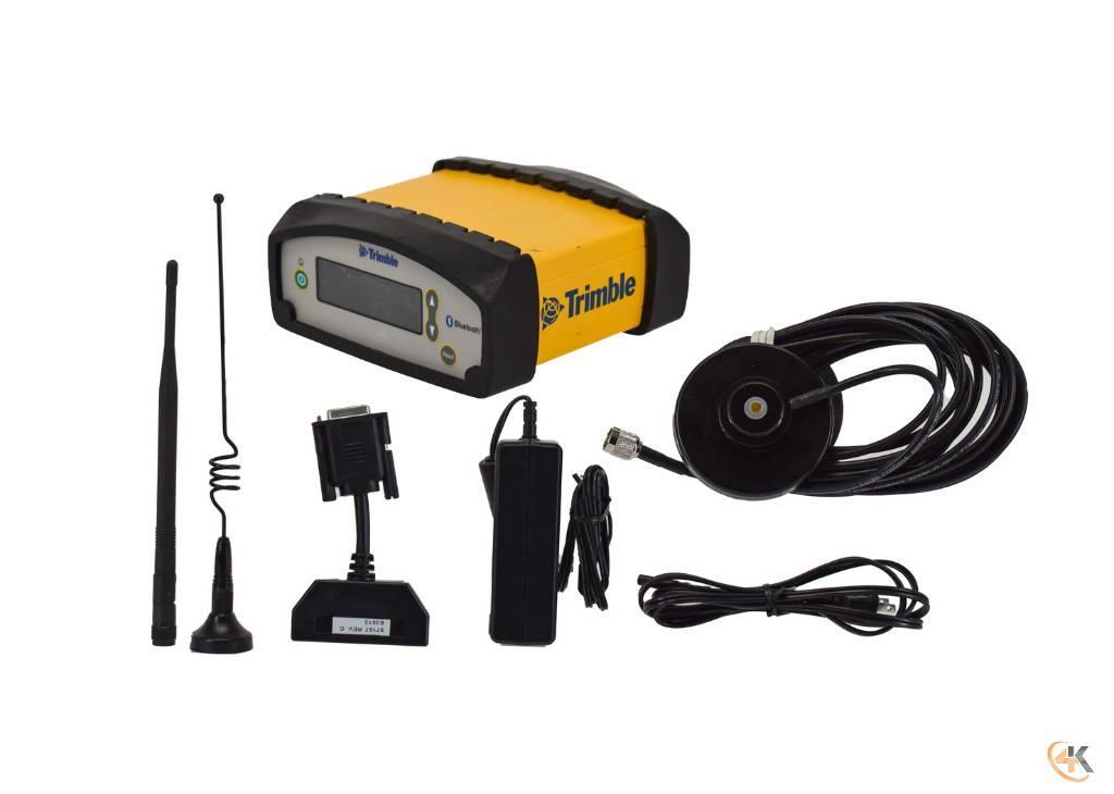 Trimble SNB900 GPS Radio Repeater w/ Internal 900MHz Radio Autres accessoires