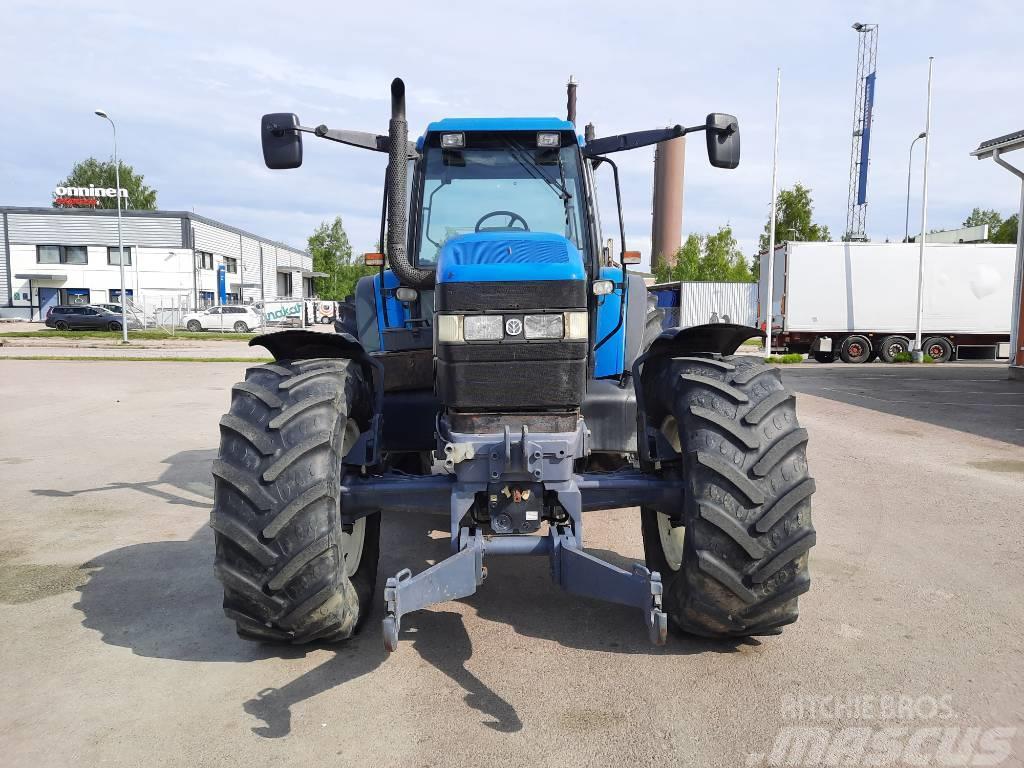 New Holland 8560 RC Tracteur