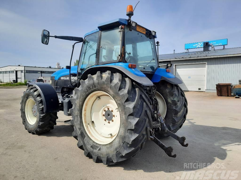 New Holland 8560 RC Tracteur