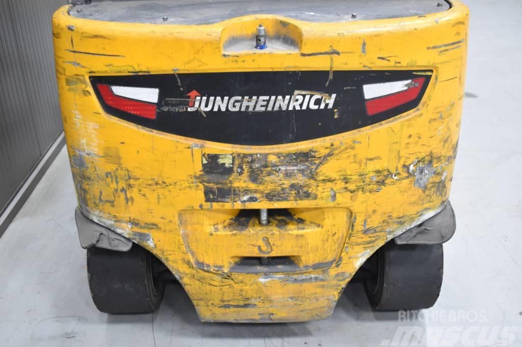 Jungheinrich EFG 430 k Chariots élévateurs électriques