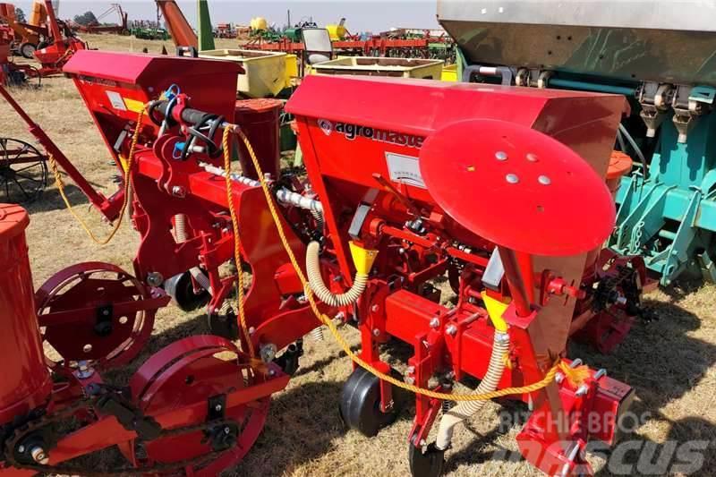 Agromaster 4 row planter Maize and Soya Autre camion