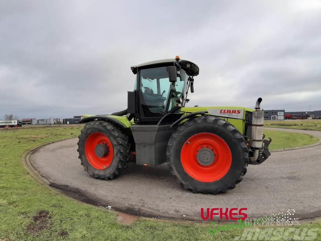 CLAAS Xerion 3300 Track VC Tracteur