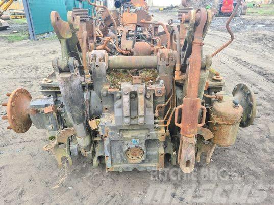 CLAAS Axion 930   differential Transmission