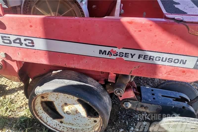 Massey Ferguson 4 Row Massey Ferguson 543 Planter Autre camion