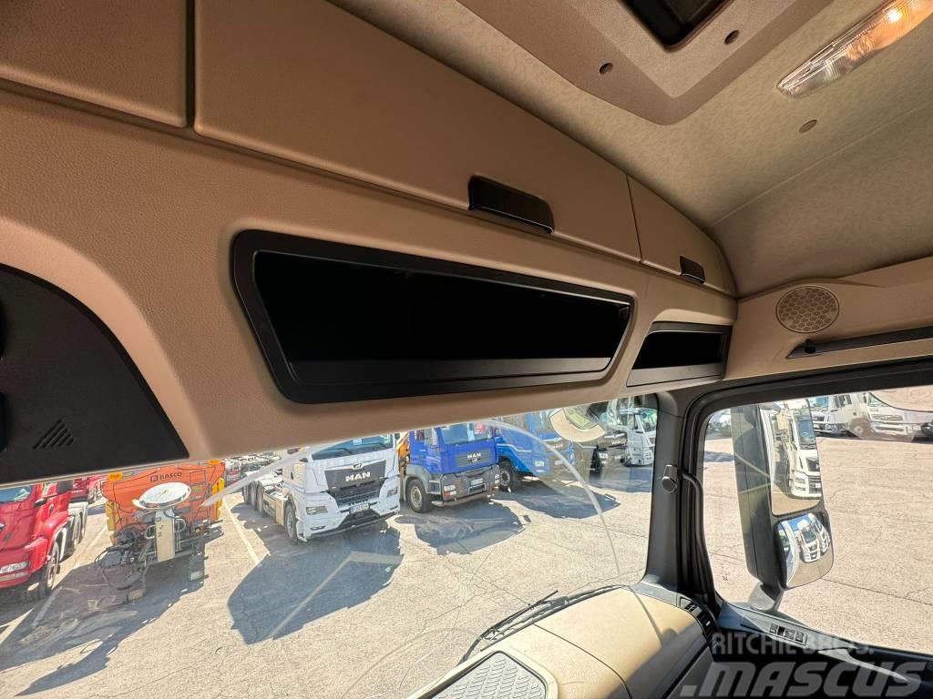 Mercedes-Benz Actros 2551L 6x2 KSA-kori + Lämmitin Camion Fourgon