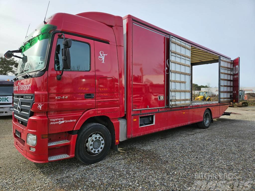 Mercedes-Benz Actros 1844 - 440HP - with lift and sideopening Camion Fourgon