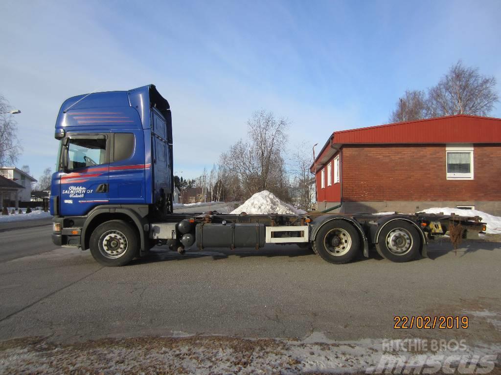 Scania R 124 LB 6X2 4700 Camion porte container